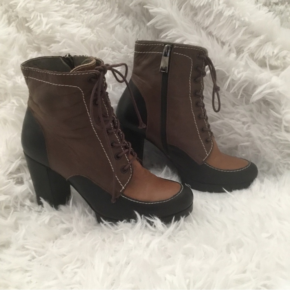 Fellini Platform Boots Size 37 6.5 Brown Black Lace Zip Soft Leather Heels